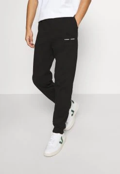 Samsøe Samsøe NORSBRO TROUSERS - Pantalon de survĂȘtement Men
