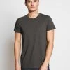 Samsøe Samsøe KRONOS - T-shirt basique Men 1 Samsøe Samsøe KRONOS - T-shirt basique Men -Univers de la Mode Boutique 06db1db46e9a47ffaa4cb0ca12d23b3a