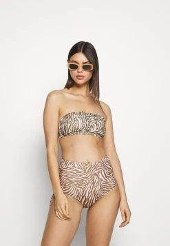 Univers de la Mode Boutique -Univers de la Mode Boutique 0d5d0afe551643668c74c49abed7f072