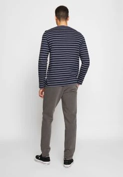 Samsøe Samsøe FRANKIE PANTS - Pantalon classique Men 13 Samsøe Samsøe FRANKIE PANTS - Pantalon classique Men -Univers de la Mode Boutique 0df51ec479be4bcf9f67490180a836ae