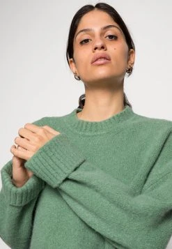 Samsøe Samsøe ISSA CREW NECK - Pullover Women -Univers de la Mode Boutique 0e35f654ce944b9ebf6deb017655b7e6