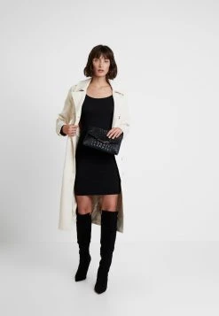 Samsøe Samsøe SIK LONG SOLID - Robe fourreau Women -Univers de la Mode Boutique 161f277a4250425ba2c83bafcd1d83bf