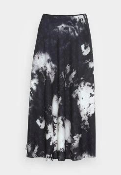Samsøe Samsøe ALSOP SKIRT - Jupe trapèze Women 10 Samsøe Samsøe ALSOP SKIRT - Jupe trapèze Women -Univers de la Mode Boutique 17b51e88b42a41439100b92e8be7c835