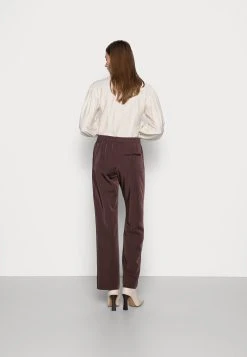 Sams&oslash;e Sams&oslash;e HOYS STRAIGHT PANTS - Pantalon classique Women -Univers de la Mode Boutique 1952ed3e5be14e7a97aee99c575abd9f