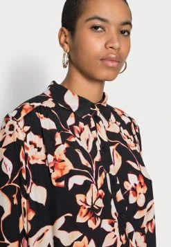 Sams&oslash;e Sams&oslash;e GILIAN DRESS - Robe de jour Women -Univers de la Mode Boutique 1a4e209417be468786c65e16fdeab1e0