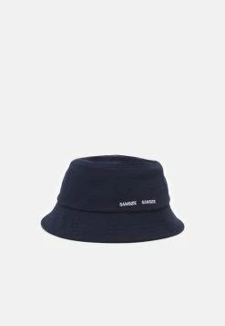 Samsøe Samsøe ANTON BUCKET HAT UNISEX - Chapeau All -Univers de la Mode Boutique 1ba4d17cfdf04a17971f5ee4846ae6ac 3