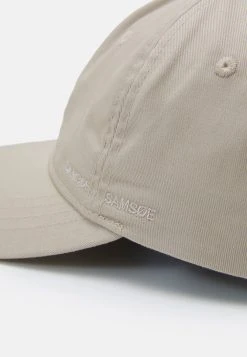 Samsøe Samsøe ARIBO UNISEX - Casquette All -Univers de la Mode Boutique 1c37c6447fa241a897299249f4874c58