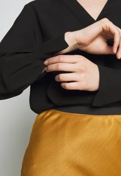 Sams&oslash;e Sams&oslash;e HAMILLA BLOUSE - Blouse Women -Univers de la Mode Boutique 21294221a6584f6d843632164f344659