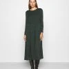 Samsøe Samsøe LARIMAR LONG DRESS - Robe longue Women 2 Samsøe Samsøe LARIMAR LONG DRESS - Robe longue Women -Univers de la Mode Boutique 2623a6c84802461bba6a5e49b4444728