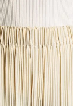 Samsøe Samsøe UMA TROUSERS - Pantalon classique Women -Univers de la Mode Boutique 26b1b15a954a48f586531159b0dbcb31