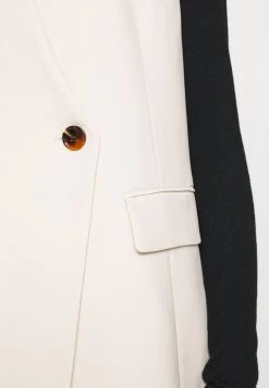 Samsøe Samsøe ERIKA VEST - Veste sans manches Women -Univers de la Mode Boutique 29f82b3279ae417dbc1cfb7cf8b83d00