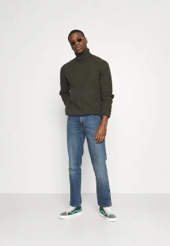 Samsøe Samsøe LOGAN TURTLE NECK - Pullover Men 9 Samsøe Samsøe LOGAN TURTLE NECK - Pullover Men -Univers de la Mode Boutique 2f83c2f0148344f0ade9b995a240d84a