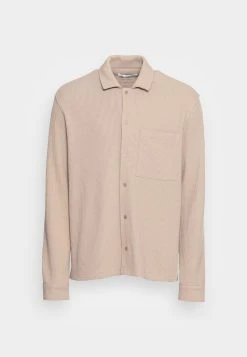 Samsøe Samsøe JENS SHIRT - Chemise Men -Univers de la Mode Boutique 30867bb3381a4e78afd94d85e8e3e80c
