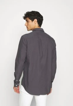 Samsøe Samsøe LIAM SHIRT - Chemise Men 16 Samsøe Samsøe LIAM SHIRT - Chemise Men -Univers de la Mode Boutique 3294779065c948a38093cf3b3a56ea5d