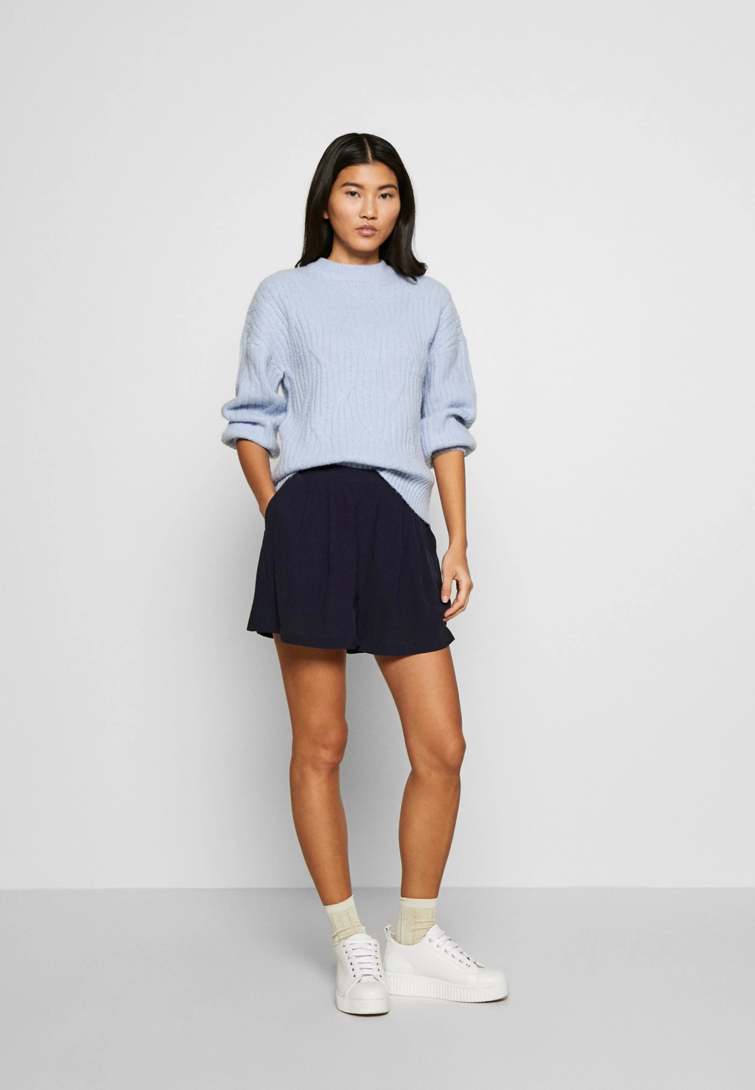 Samsøe Samsøe GANDA - Short Women 4 Samsøe Samsøe GANDA - Short Women – Image 2