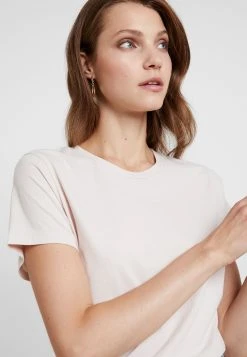 Samsøe Samsøe SOLLY TEE SOLID - T-shirt basique Women -Univers de la Mode Boutique 3ff6799699fa4d4294757529a70898c2