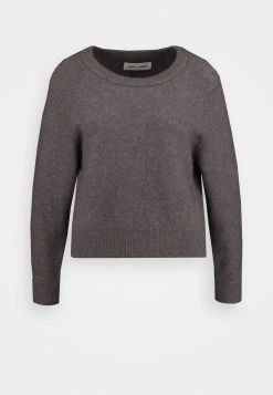 Samsøe Samsøe O-NECK SHORT - Pullover Women 37 Samsøe Samsøe O-NECK SHORT - Pullover Women -Univers de la Mode Boutique 40d5da41b2534409bf0240d637175b20 14