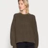 Samsøe Samsøe MARI CREW NECK - Pullover Women 1 Samsøe Samsøe MARI CREW NECK - Pullover Women -Univers de la Mode Boutique 41d8926b4692416c8d9a99908452ad3b
