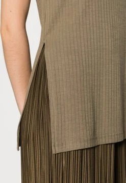 Sams&oslash;e Sams&oslash;e REGINE - Débardeur Women -Univers de la Mode Boutique 4694b1273ae84e7c9f9b046d4a936070