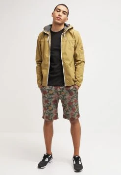 Samsøe Samsøe LASSEN - T-shirt à manches longues Men 11 Samsøe Samsøe LASSEN - T-shirt à manches longues Men -Univers de la Mode Boutique 4c4c9634cd75481abbaf8fbc8e0082fd