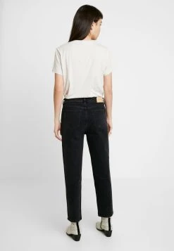 Samsøe Samsøe MARIANNE - Jean boyfriend Women -Univers de la Mode Boutique 54b4163a238a4ddb874751e51963b75b