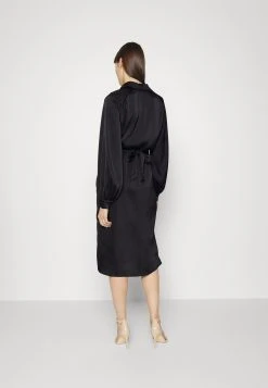 Sams&oslash;e Sams&oslash;e NIKA DRESS - Robe chemise Women -Univers de la Mode Boutique 57ab729c1ef24f09a33a94a0ced1269d