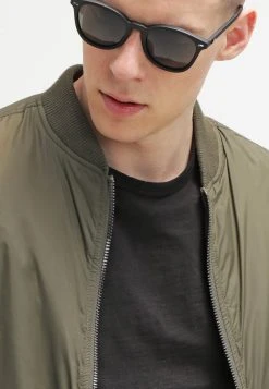 Samsøe Samsøe LASSEN - T-shirt basique Men 22 Samsøe Samsøe LASSEN - T-shirt basique Men -Univers de la Mode Boutique 5eb6ab973fbe4a55b2d5041a000f20ca