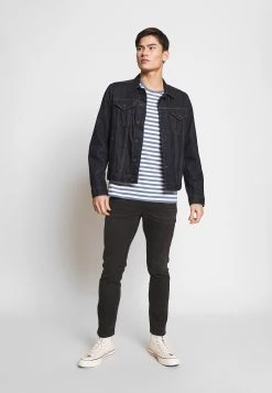 Samsøe Samsøe PATRICK - T-shirt imprimé Men -Univers de la Mode Boutique 6328de6cd1d84ea0bcba2db7b2eae63b