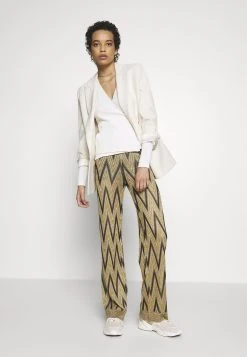 Samsøe Samsøe SARAIWRAP - T-shirt à manches longues Women -Univers de la Mode Boutique 63f5581f25fc4671a34819a7a76cf43d