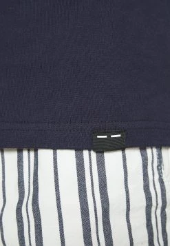 Sams&oslash;e Sams&oslash;e ARRIE - T-shirt à manches longues Men -Univers de la Mode Boutique 6886c92f557b40098fd286180f00d7ac