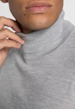 Samsøe Samsøe FLEMMING TURTLE NECK - Pullover Men -Univers de la Mode Boutique 6a1f61c538b546b5a651bcd1d23d58e7