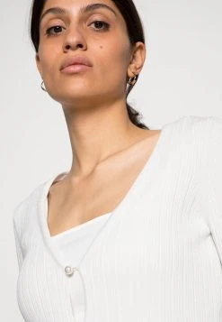 Samsøe Samsøe JOAN CARDIGAN - Gilet Women -Univers de la Mode Boutique 6a6f82e282b74d909927eb8a028e24e7