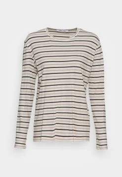 Sams&oslash;e Sams&oslash;e NOBIL - T-shirt à manches longues Women -Univers de la Mode Boutique 6dee008e1f5e40cb91958c153794204e