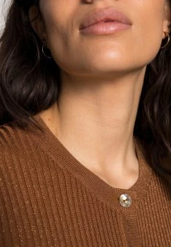 Sams&oslash;e Sams&oslash;e CAREY CARDIGAN - Gilet Women -Univers de la Mode Boutique 6e3d6c9d800947cab2bcbc564cecb871