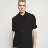 Samsøe Samsøe KVISTBRO - Chemise Men 1 Samsøe Samsøe KVISTBRO - Chemise Men -Univers de la Mode Boutique 6e763db5050b41e78d30766c9b79e7c3
