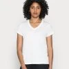 Samsøe Samsøe SOLLY - T-shirt basique Women 1 Samsøe Samsøe SOLLY - T-shirt basique Women -Univers de la Mode Boutique 6fecf03f35004f42b7aca4c3660b1c06