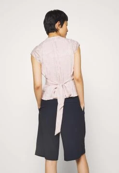 Samsøe Samsøe MERRILL - Blouse Women 11 Samsøe Samsøe MERRILL - Blouse Women -Univers de la Mode Boutique 71a2c39720234ad6a981932c6004a000