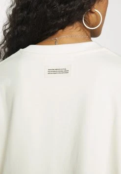 Sams&oslash;e Sams&oslash;e T-shirt basique Women -Univers de la Mode Boutique 763cba328c5f49d5ae1c5994c17adfab