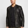 Samsøe Samsøe STARSHIP JACKET - Veste en cuir Men 2 Samsøe Samsøe STARSHIP JACKET - Veste en cuir Men -Univers de la Mode Boutique 77550d0dd9af4b10ab644e20a84db352