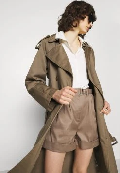 Samsøe Samsøe DAKOTA - Short Women 11 Samsøe Samsøe DAKOTA - Short Women -Univers de la Mode Boutique 77f3cf0969664a518ad63738cd7a1ad8