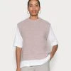 Samsøe Samsøe NOR VEST - Pullover Women 1 Samsøe Samsøe NOR VEST - Pullover Women -Univers de la Mode Boutique 7a0415cea9c84613af8daa55da4a61ac