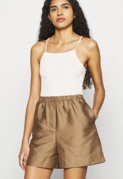 Samsøe Samsøe LAURY - Short Women -Univers de la Mode Boutique 7a4ed19199314c52adb573ebcbd7ecbb
