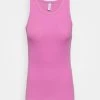 Samsøe Samsøe ALEXO TANK - Débardeur Women -Univers de la Mode Boutique 7c279788c15549ea86e53bb50e50aead 5