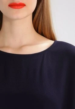 Sams&oslash;e Sams&oslash;e MAINS TEE - Blouse Women -Univers de la Mode Boutique 7ef74504c2754402868e8d18b832befb