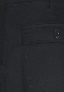 Samsøe Samsøe FANON TROUSERS - Pantalon classique Men -Univers de la Mode Boutique 7ffb5216bde14a8db820d413c93a5cc1