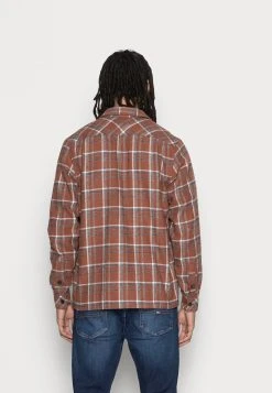 Samsøe Samsøe TAKA - Chemise Men -Univers de la Mode Boutique 82f883a144e54399b34adc4e53f6ee92