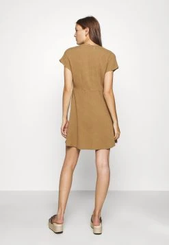 Sams&oslash;e Sams&oslash;e VALERIE SHORT DRESS - Robe chemise Women -Univers de la Mode Boutique 89d393f64ddf4c4b896996e75d0329c7