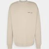 Samsøe Samsøe NORSBRO CREW NECK - Sweatshirt Men -Univers de la Mode Boutique 8b6a19609d9543f7ae130d3fdfadb638 4