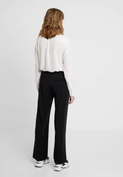 Sams&oslash;e Sams&oslash;e HOYS PANTS - Pantalon classique Women -Univers de la Mode Boutique 8e7f4bcaff24458a8de60cbb63546679