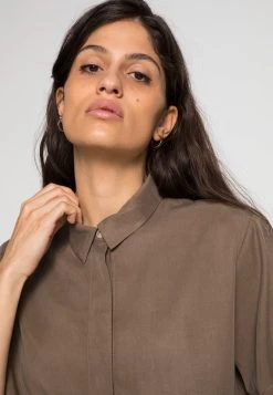 Samsøe Samsøe MINA - Chemisier Women 12 Samsøe Samsøe MINA - Chemisier Women -Univers de la Mode Boutique 8f2f919997234b7f8250b0af7ba35838